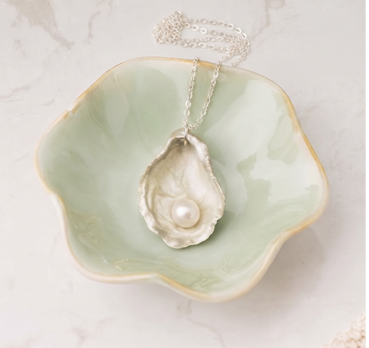 The Crescent Pearl Oyster